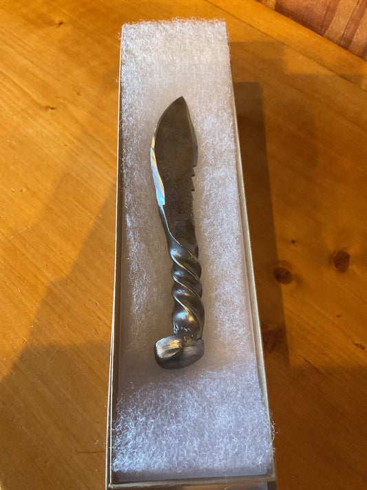 Knife Rail Spike Lg